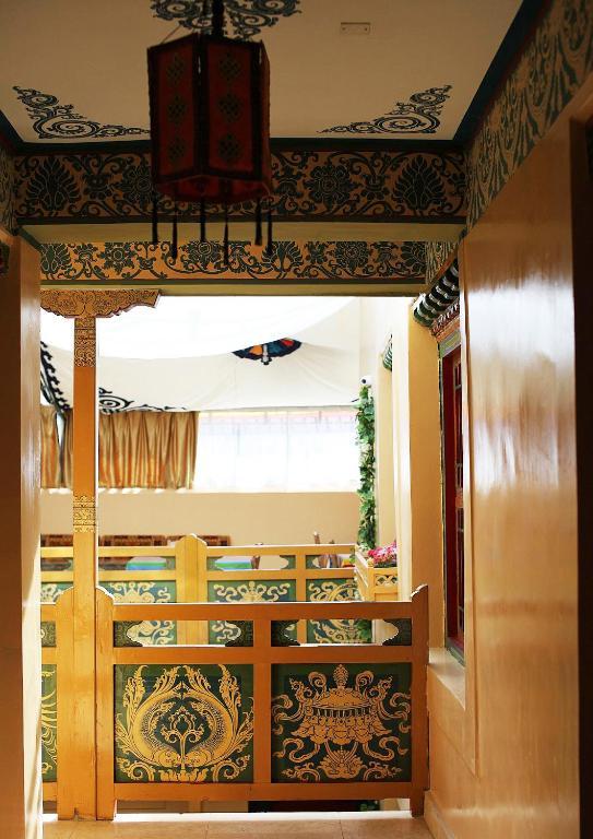 Tashitakge Hotel Lhasa Luaran gambar